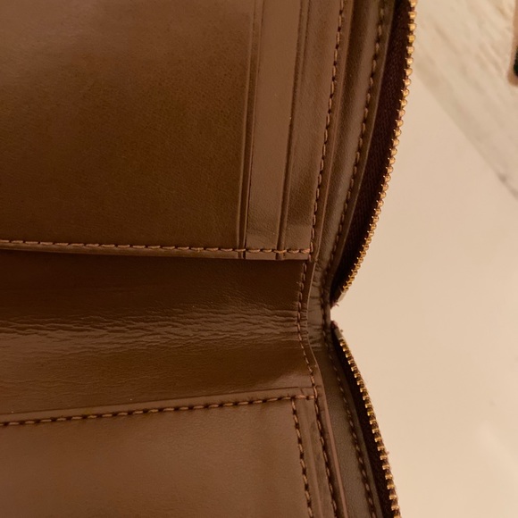 Coach Wallet - Picture 5 of 5